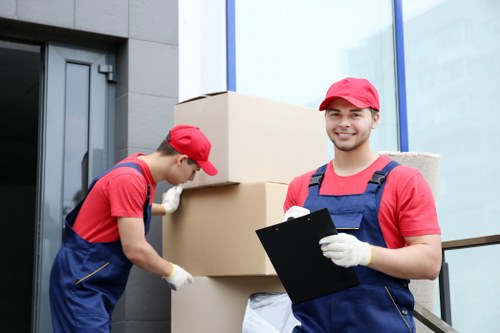 Removal truck hire for local moving jobs in Finsbury Park