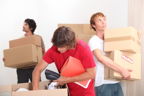 Local moving support for flats and small businesses in Finsbury Park