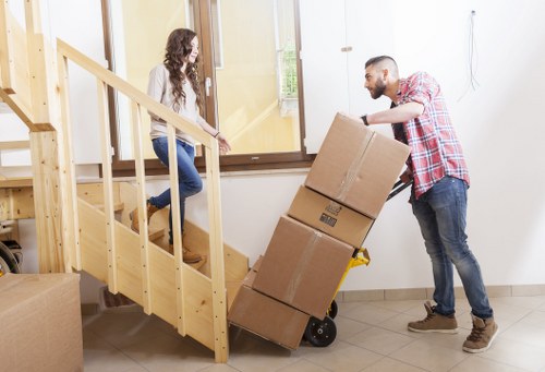 Local Finsbury Park moving team planning a careful and efficient relocation
